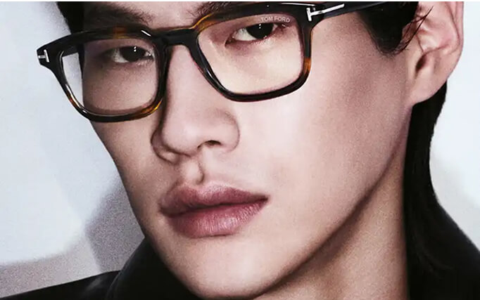 Tom for mobile image